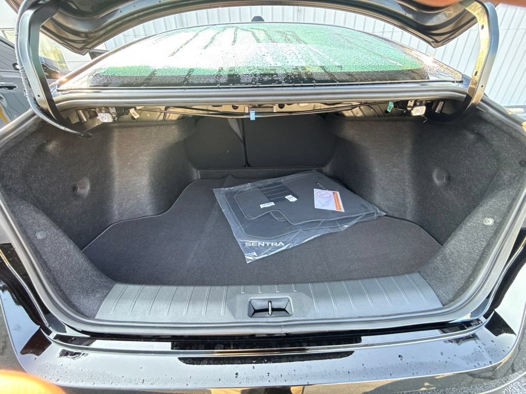 New 2026 Nissan Sentra SV w/ SV Convenience Package FWD image 23