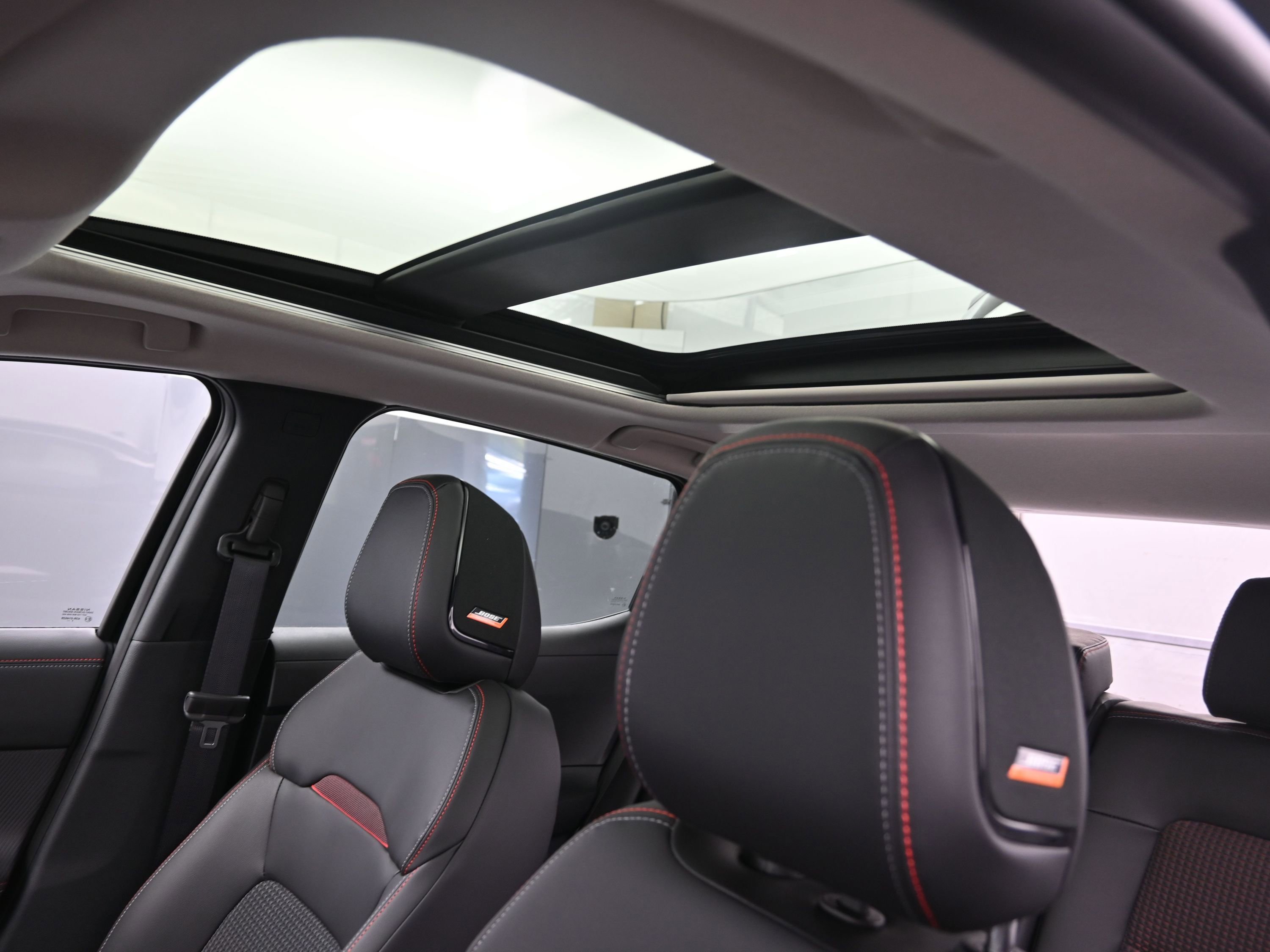 New 2026 Nissan Kicks SR w/ SR Premium Package image 18