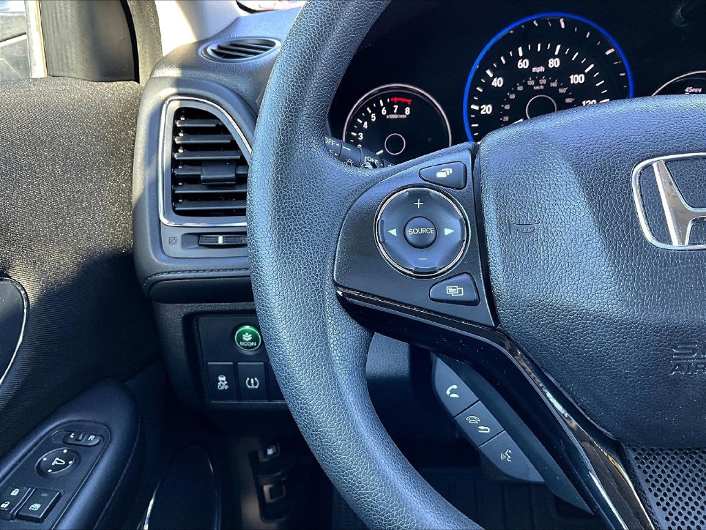 Used 2018 Honda HR-V EX image 12