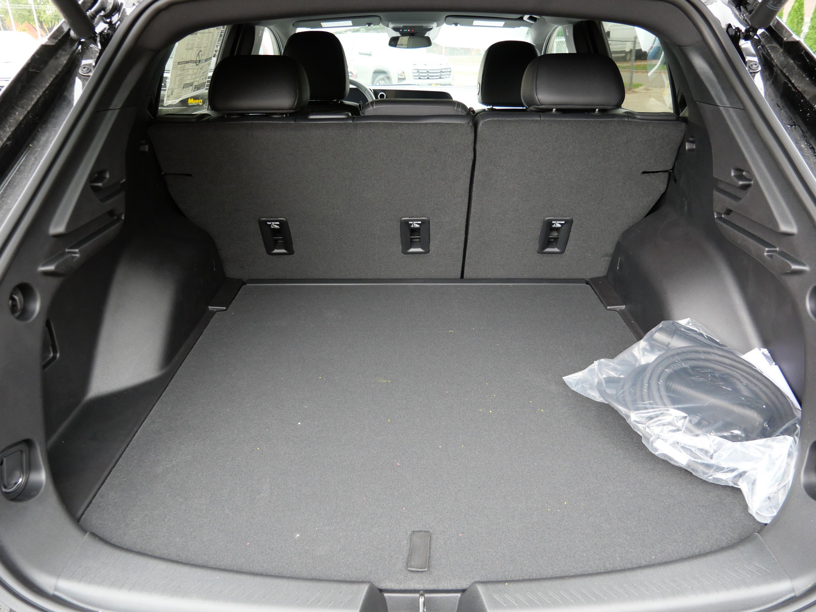 New 2025 Chevrolet Equinox EV LT AWD/4WD image 6