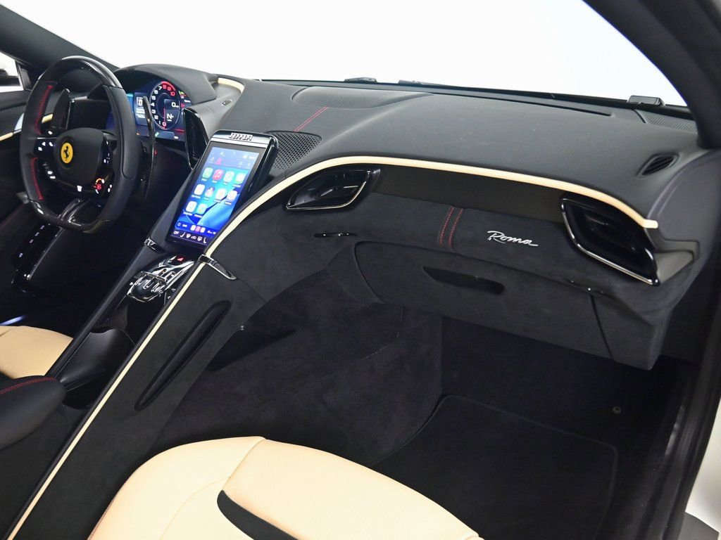 Used 2024 Ferrari Roma image 8