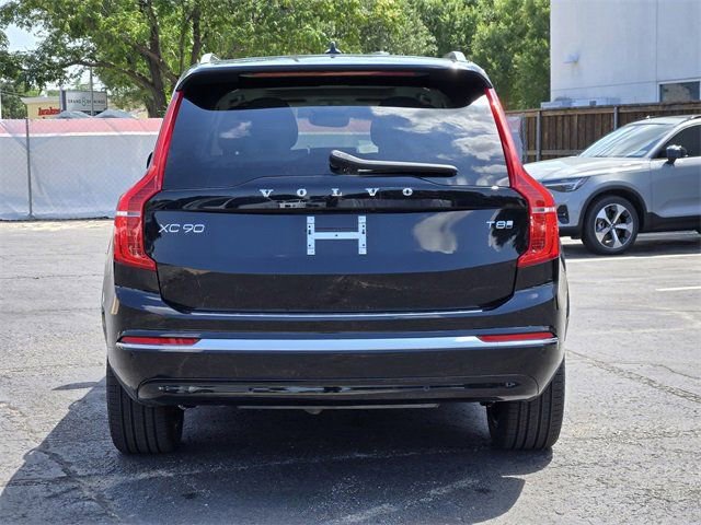 New 2025 Volvo XC90 T8 Plus w/ Protection Package Premier image 6