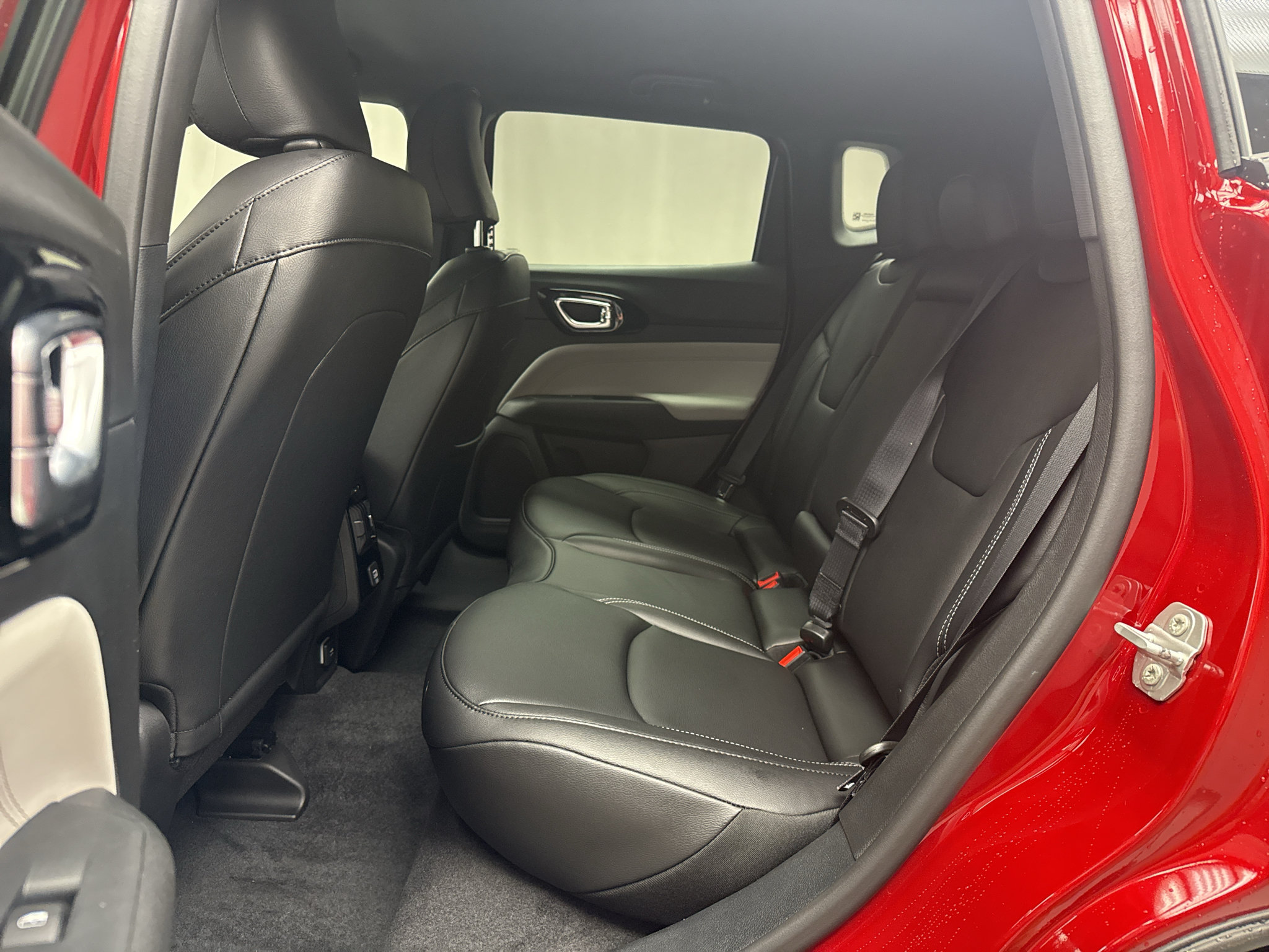 New 2026 Jeep Compass Limited AWD/4WD image 13