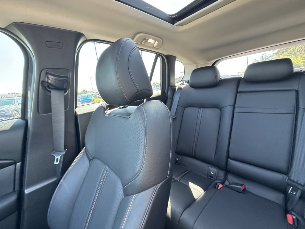 Used 2025 MAZDA CX-50 AWD 2.5 S w/ Weather Package image 16