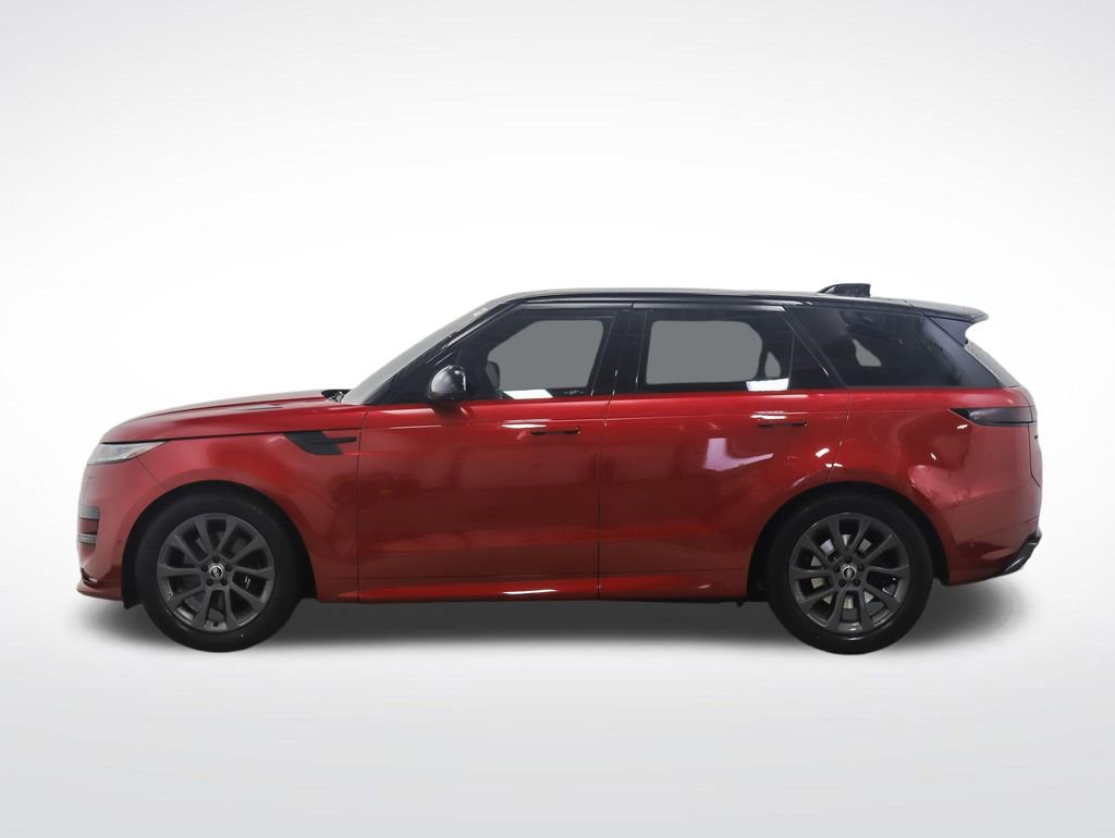 Used 2024 Land Rover Range Rover Sport Dynamic SE AWD/4WD image 2