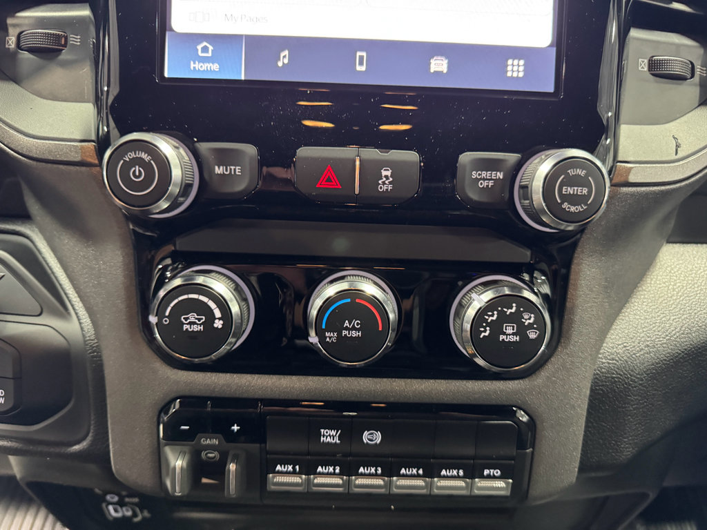 New 2025 RAM 4500 Tradesman image 31