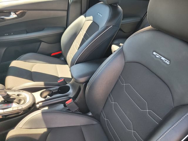 Used 2023 Kia Forte GT-Line FWD image 11