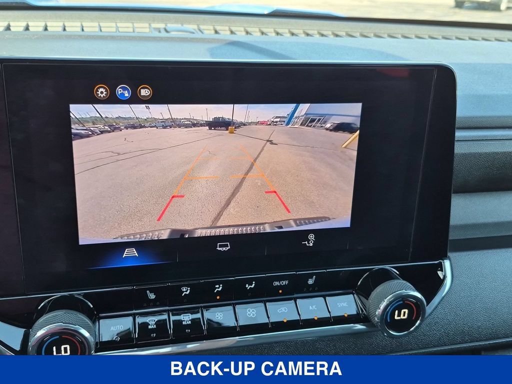Used 2025 Chevrolet Colorado Trail Boss AWD/4WD image 24