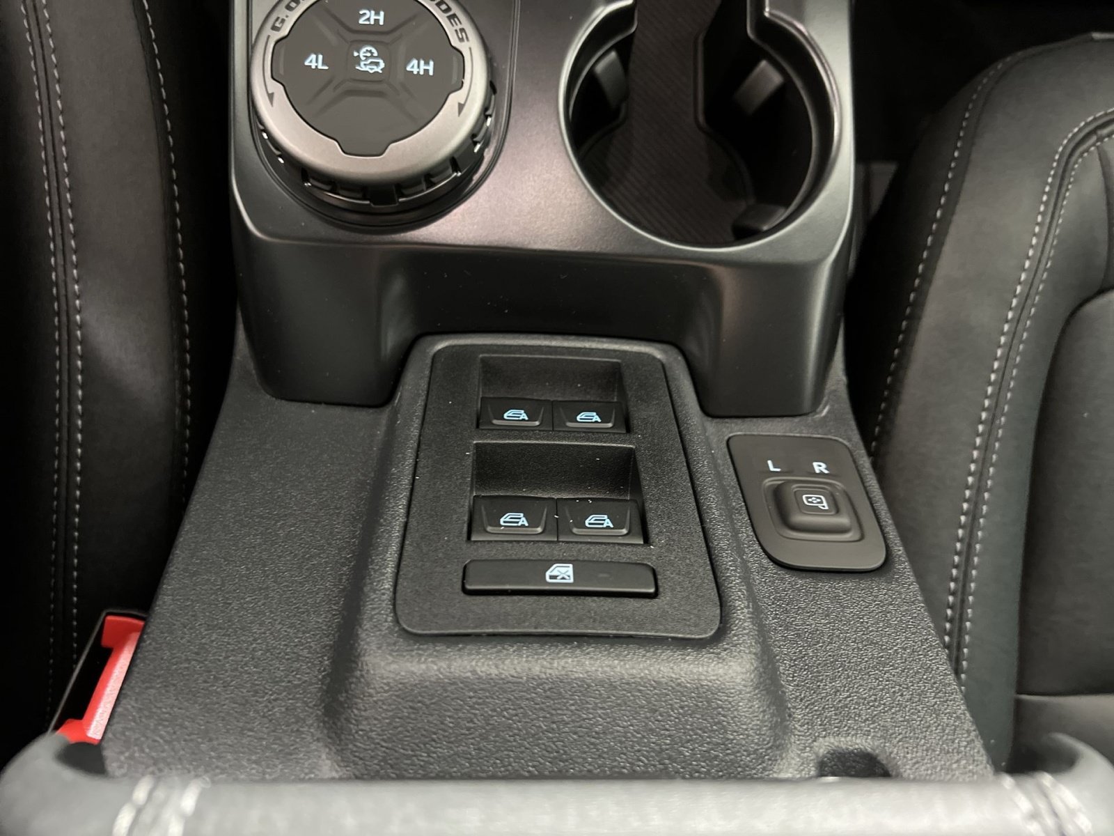 New 2026 Ford Bronco Big Bend AWD/4WD image 15