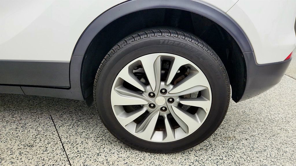 Used 2019 Buick Encore Preferred AWD/4WD image 9