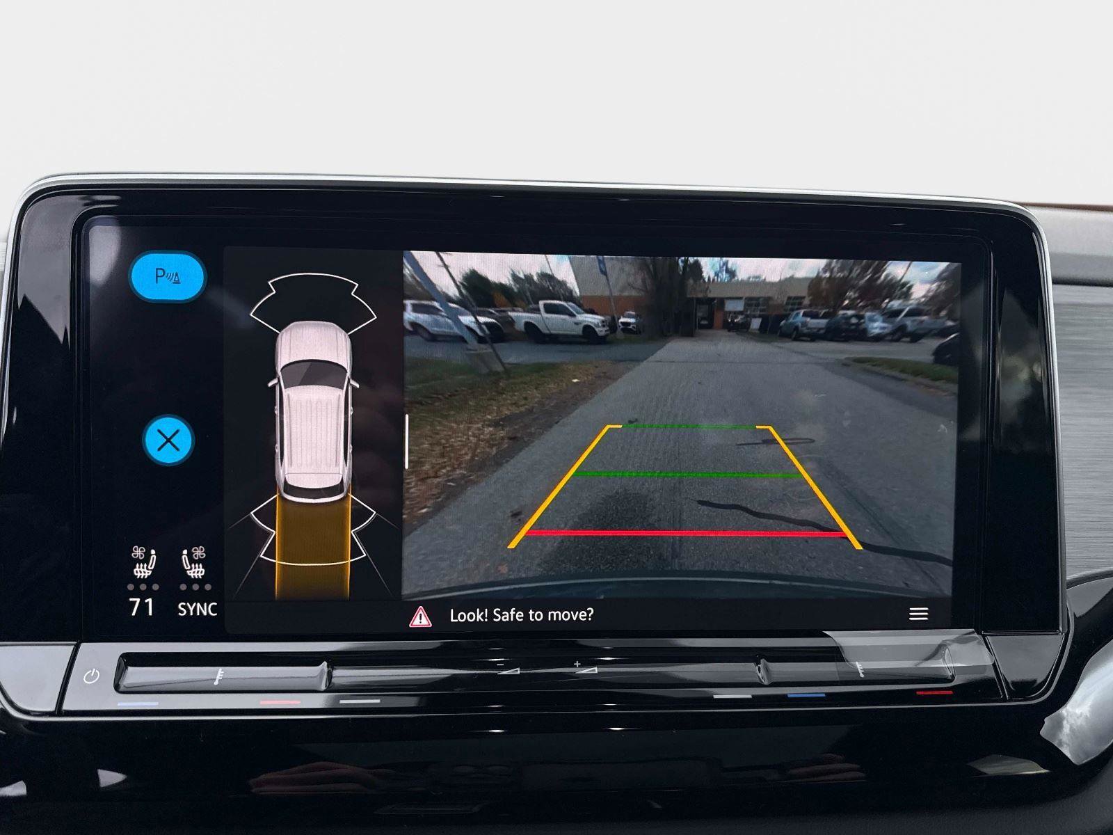 New 2026 Volkswagen Atlas Cross Sport SE image 24