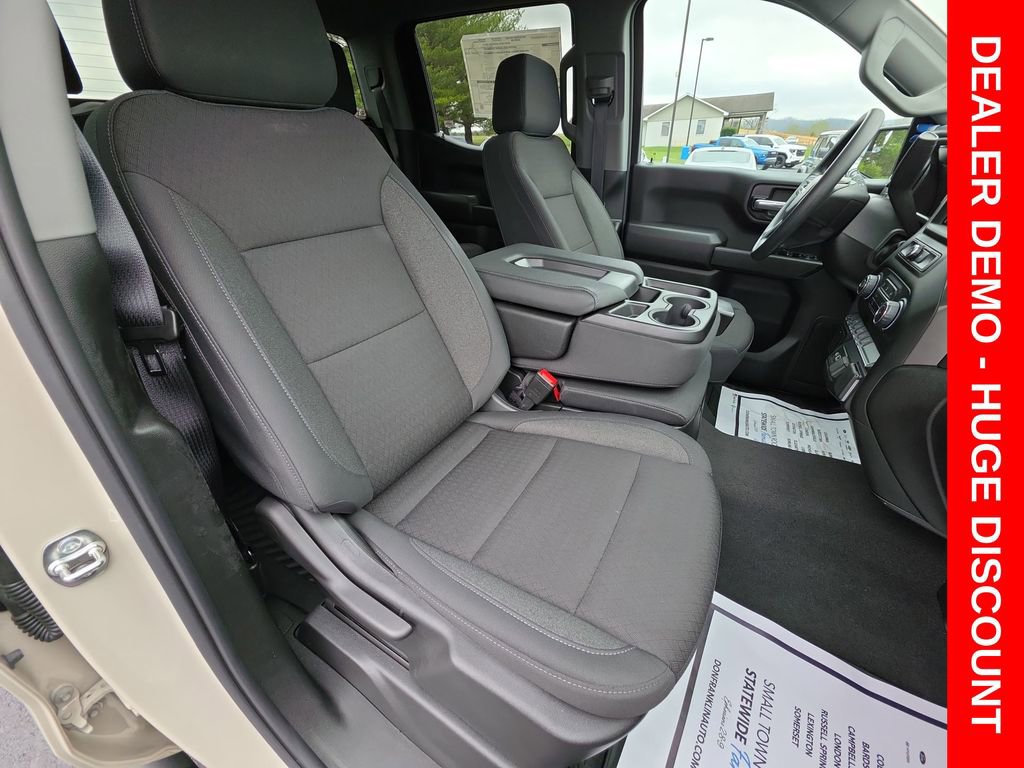 New 2026 Chevrolet Silverado 1500 Custom w/ Turbomax Blackout Package image 24