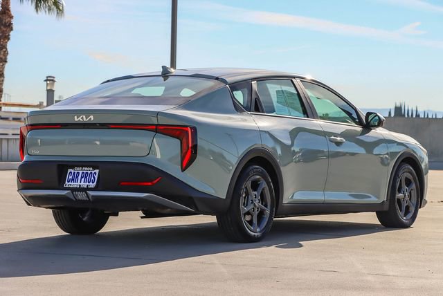 Used 2025 Kia K4 LXS image 8
