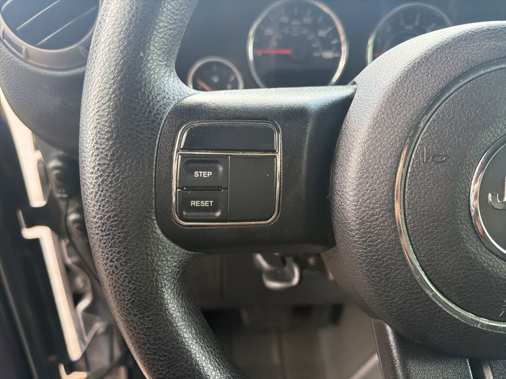 Used 2014 Jeep Wrangler Sport image 17