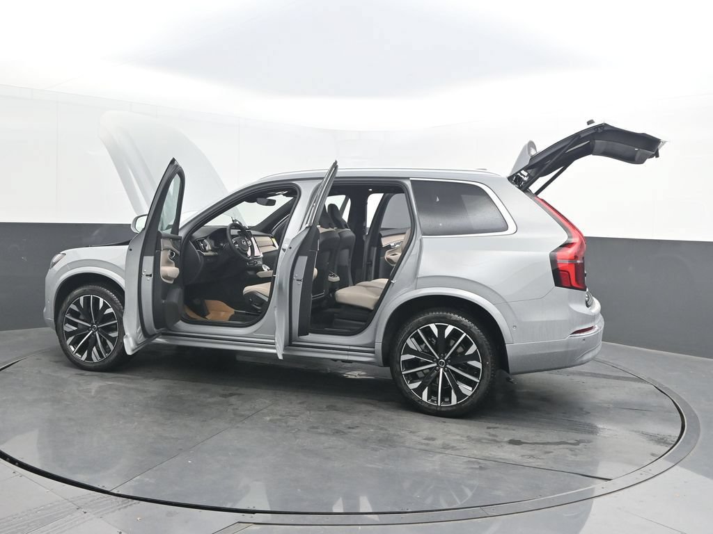 New 2026 Volvo XC90 B6 Plus w/ Protection Package Premier AWD/4WD image 40