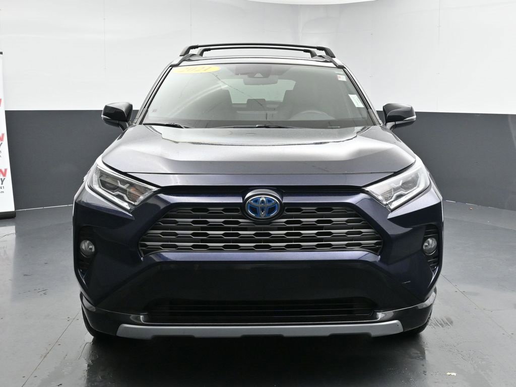 Used 2021 Toyota RAV4 XSE image 3