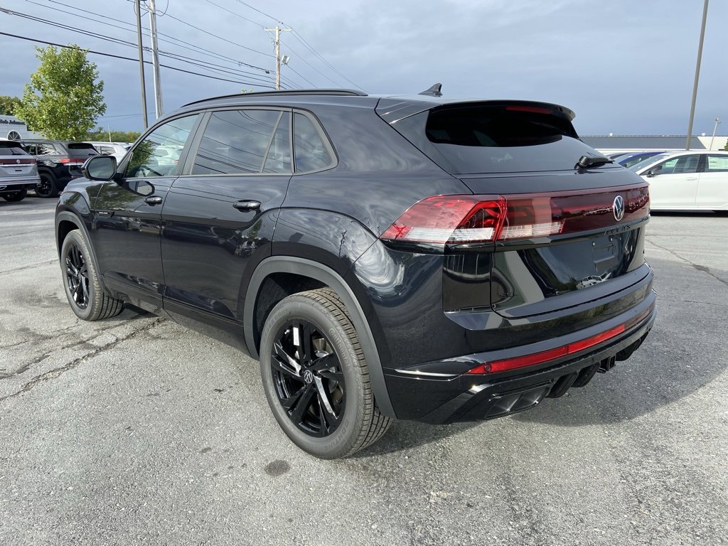 New 2025 Volkswagen Atlas Cross Sport SEL R-Line image 6