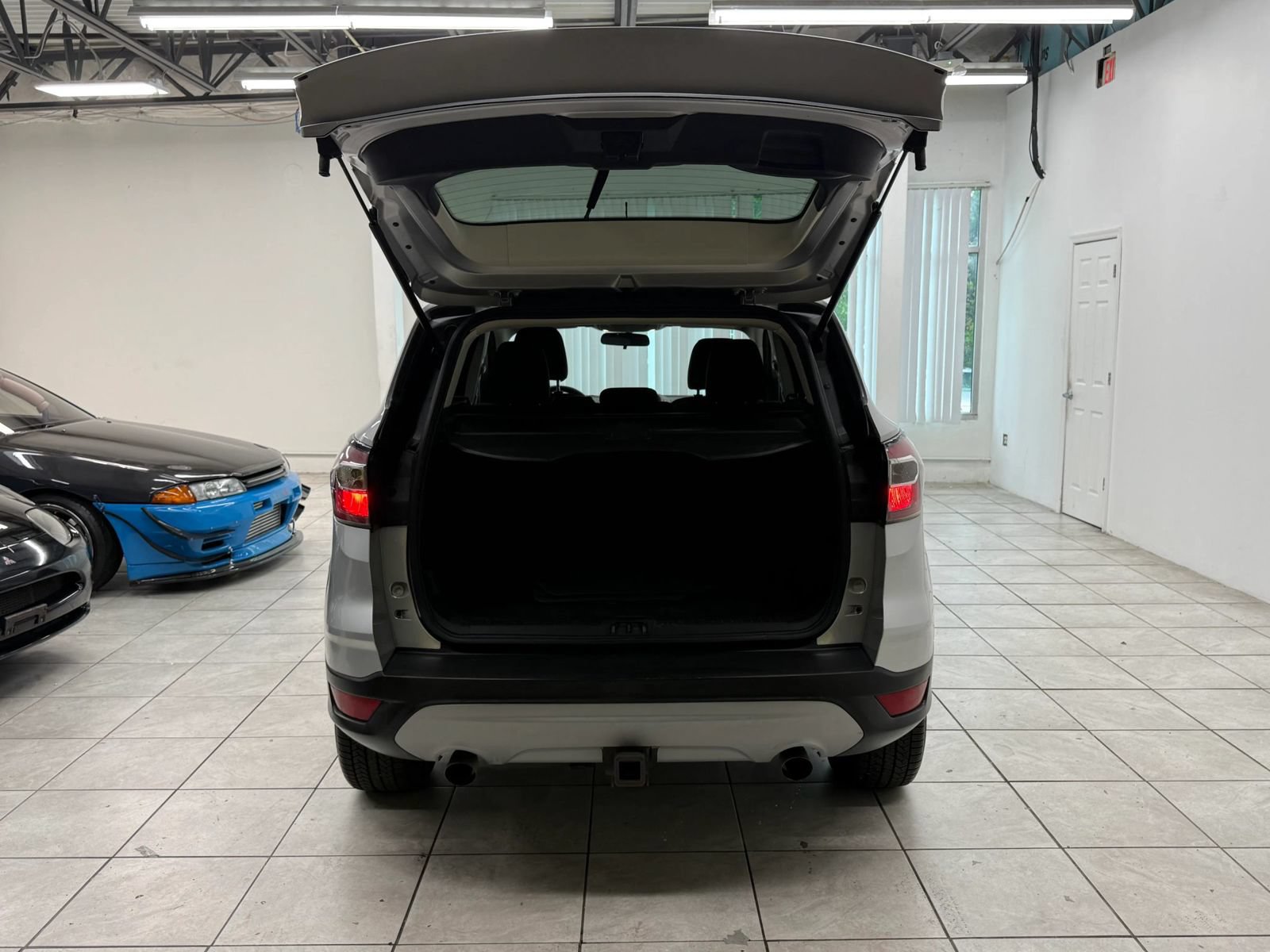 Used 2017 Ford Escape SE FWD image 20