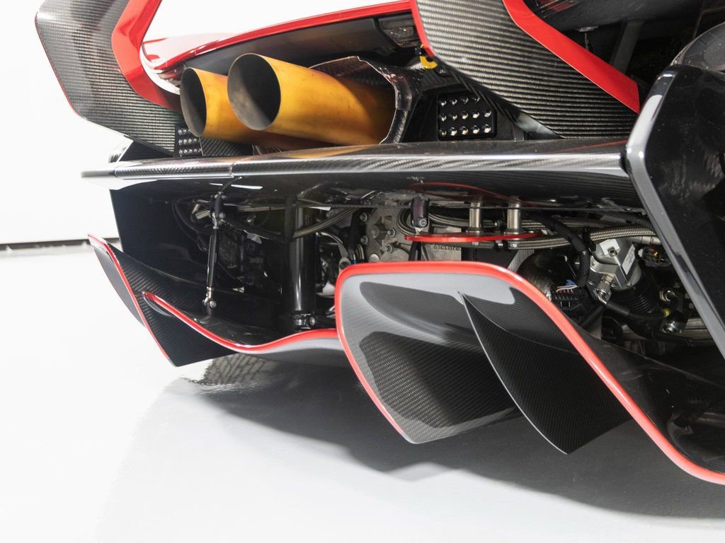 Used 2015 McLaren P1 image 98