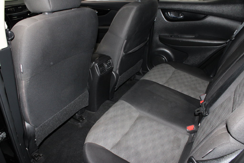Certified 2022 Nissan Rogue Sport SV AWD/4WD image 20