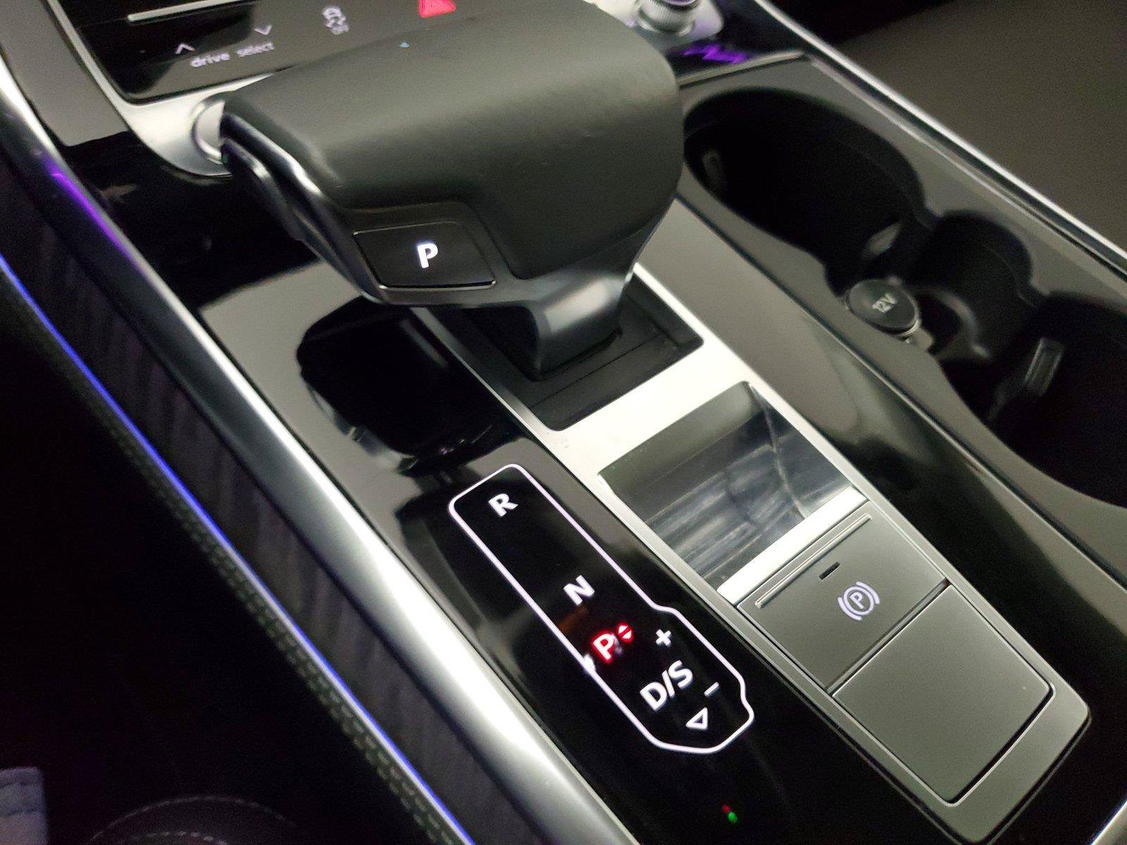 Used 2019 Audi Q8 Prestige AWD/4WD image 33