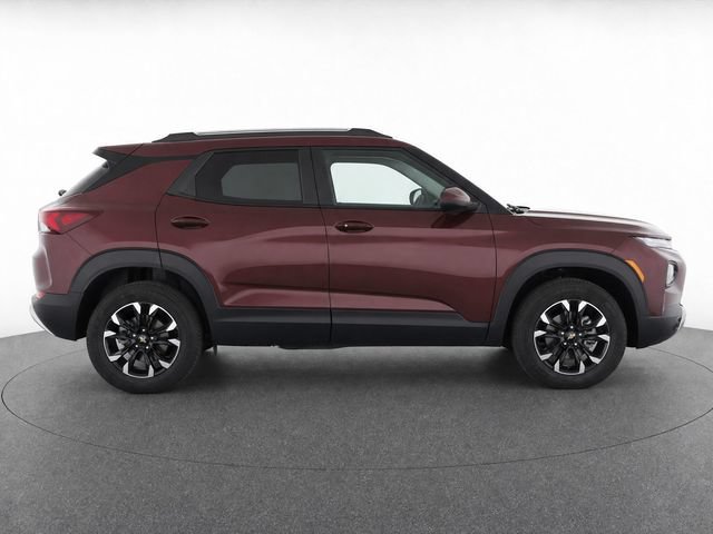 Used 2023 Chevrolet TrailBlazer LT w/ Convenience Package FWD image 8