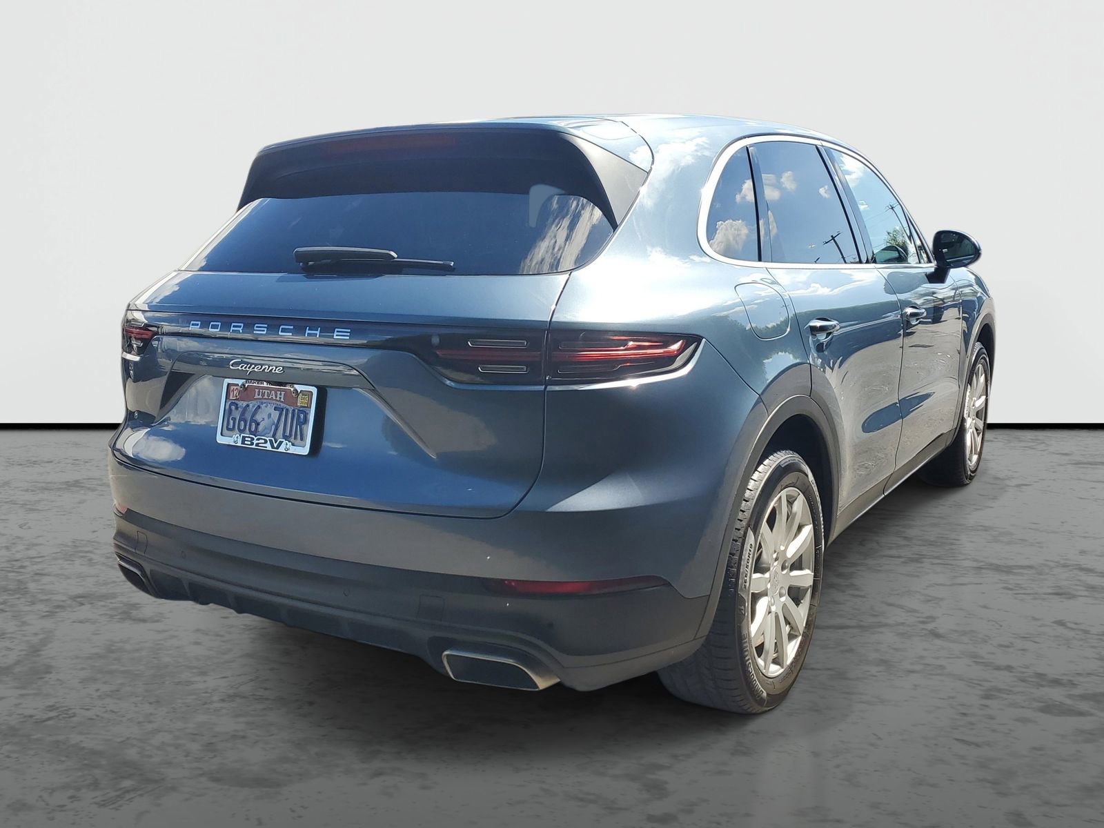 Used 2019 Porsche Cayenne image 4