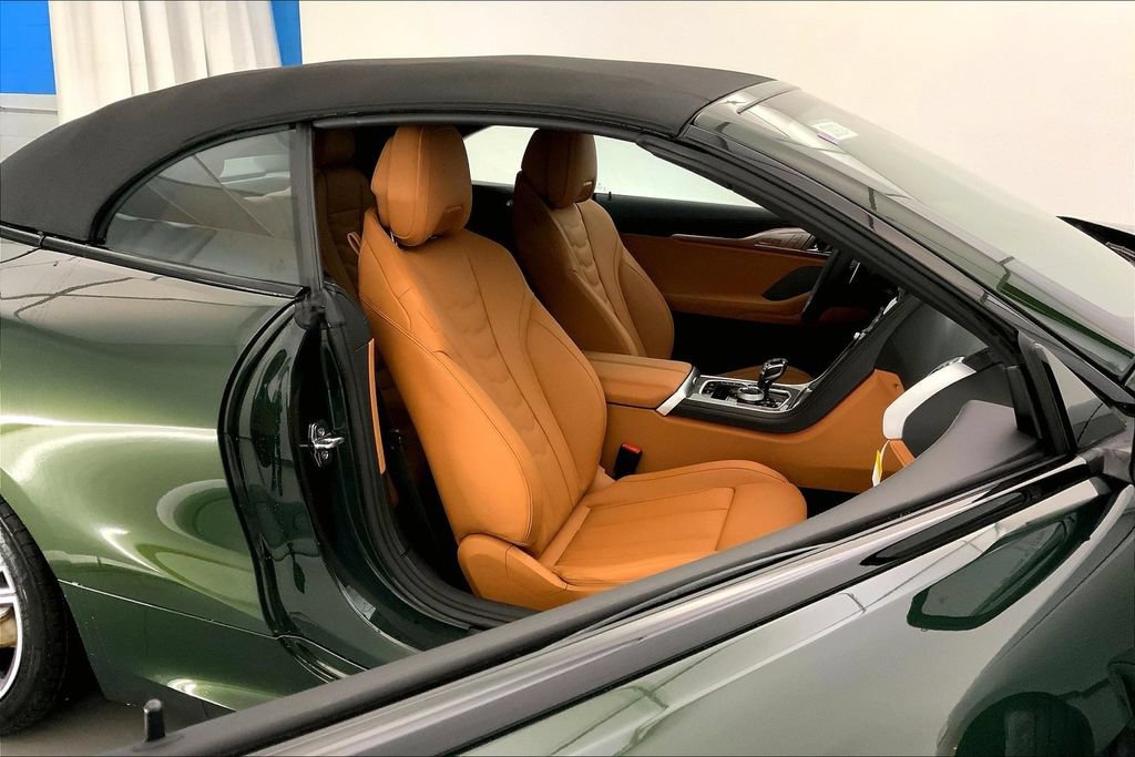 New 2026 BMW 840i xDrive Convertible w/ Comfort Seating Package AWD/4WD image 7