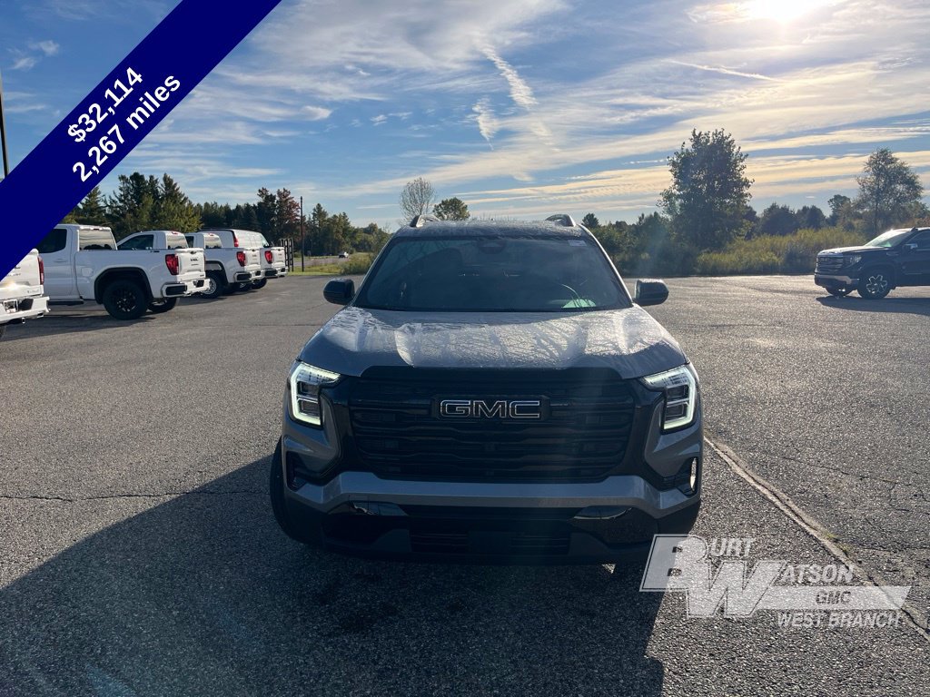 Used 2026 GMC Terrain Elevation w/ Elevation Premium Package AWD/4WD image 10
