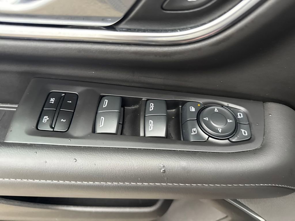 Used 2024 Chevrolet Tahoe Z71 w/ Luxury Package image 18