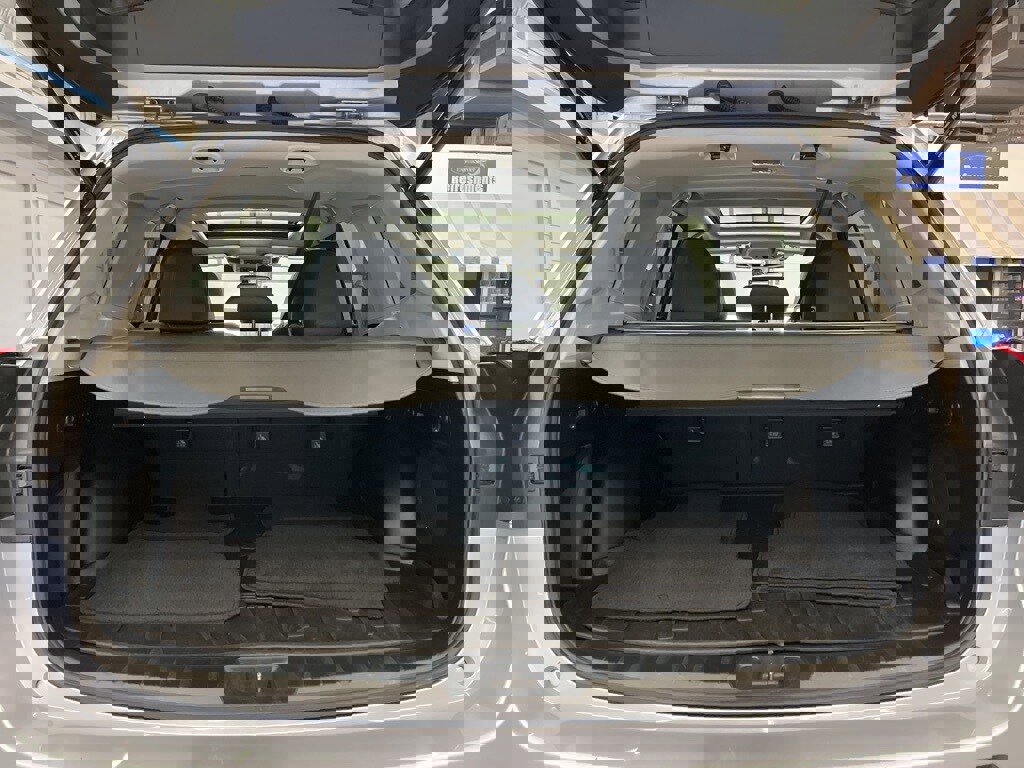 Certified 2024 Subaru Forester Limited image 32