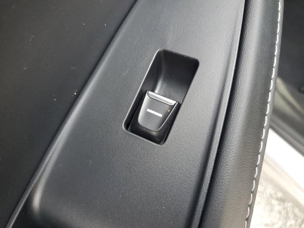 Certified 2023 Acura MDX SH-AWD w/ Technology Package image 18