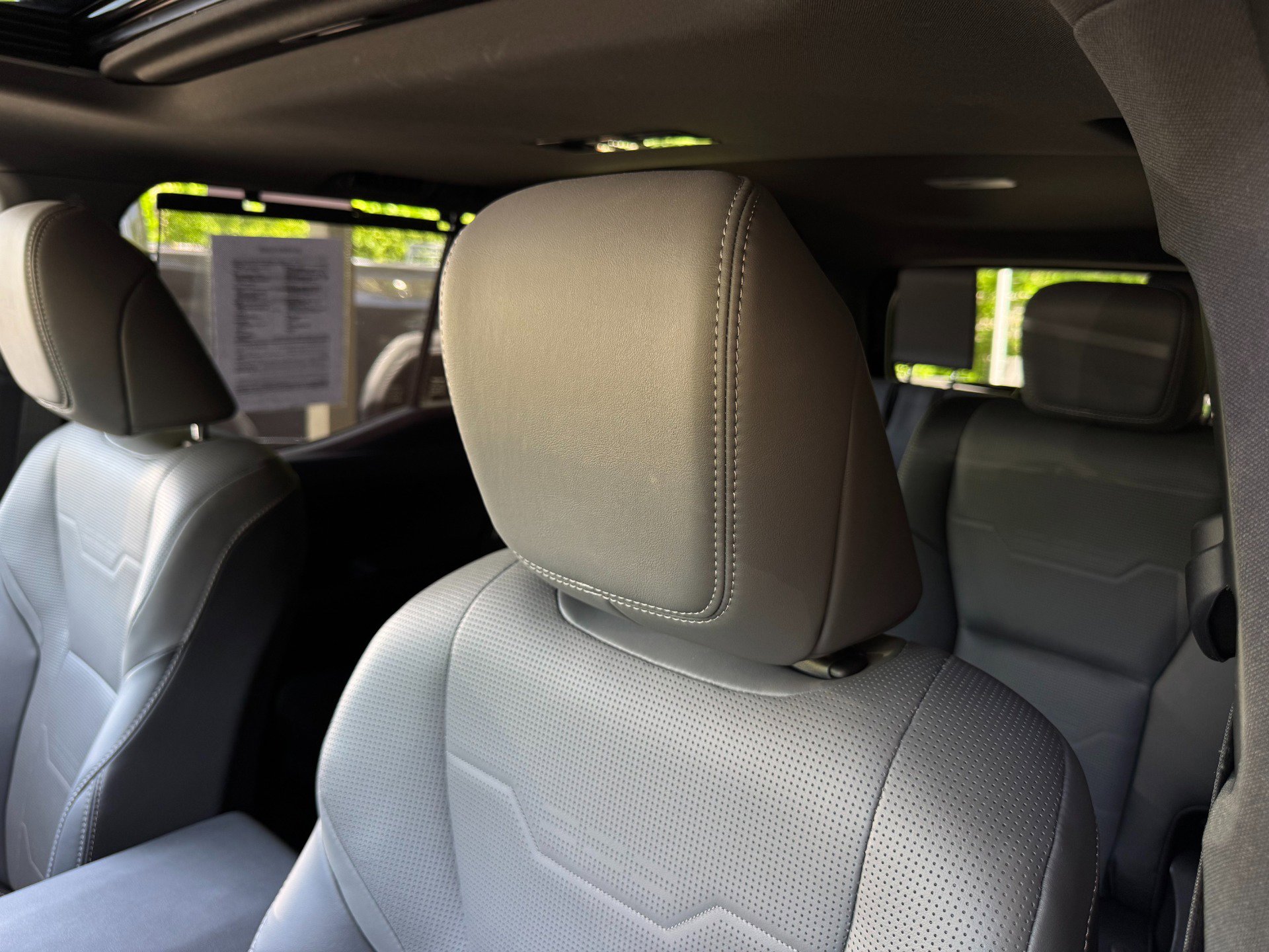 Used 2024 Lexus GX 550 AWD/4WD image 13