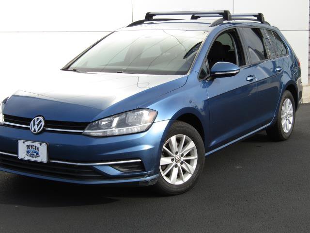Used 2018 Volkswagen Golf S image 19