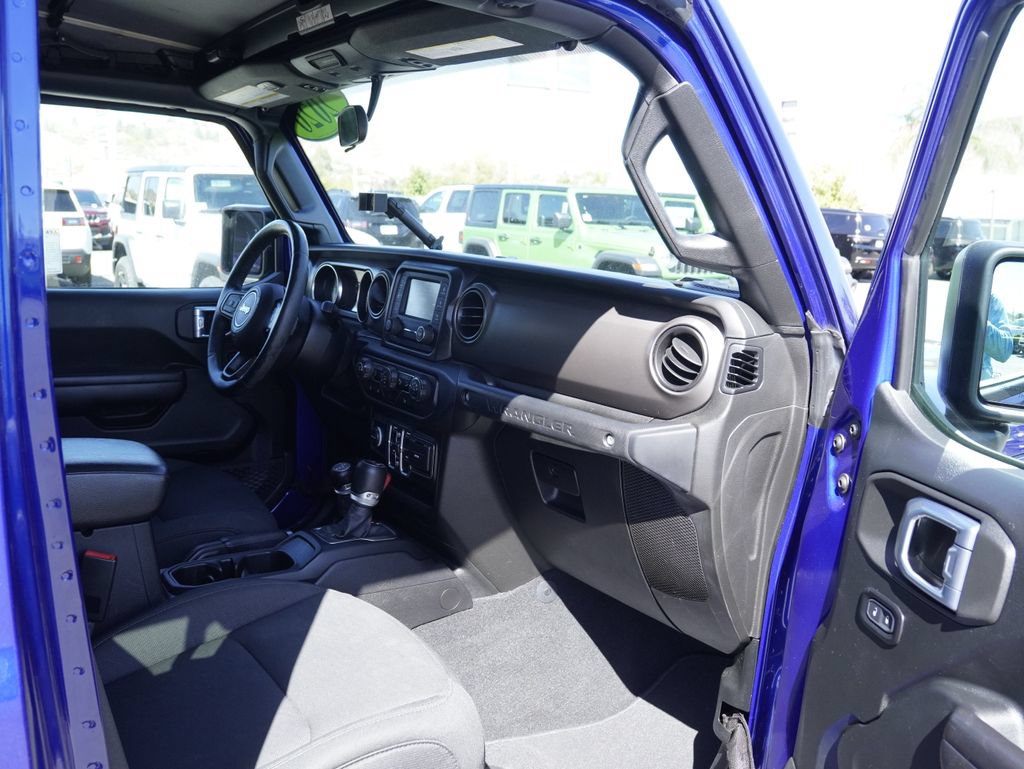 Certified 2020 Jeep Wrangler Unlimited Sport S AWD/4WD image 28