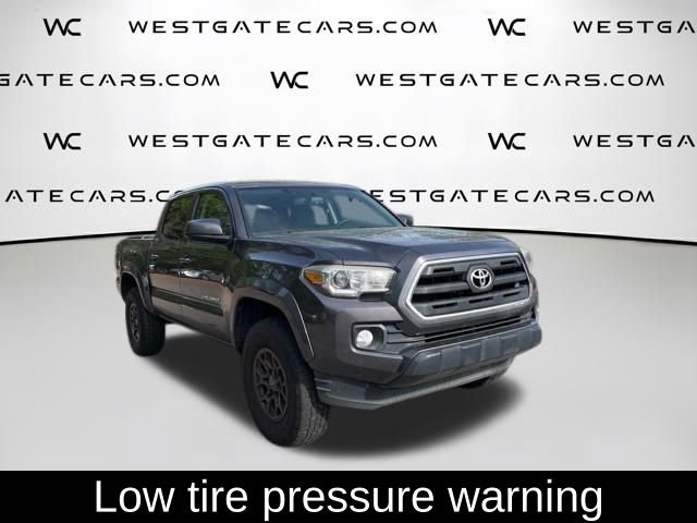 Used 2017 Toyota Tacoma SR5 w/ Tow Package RWD image 5
