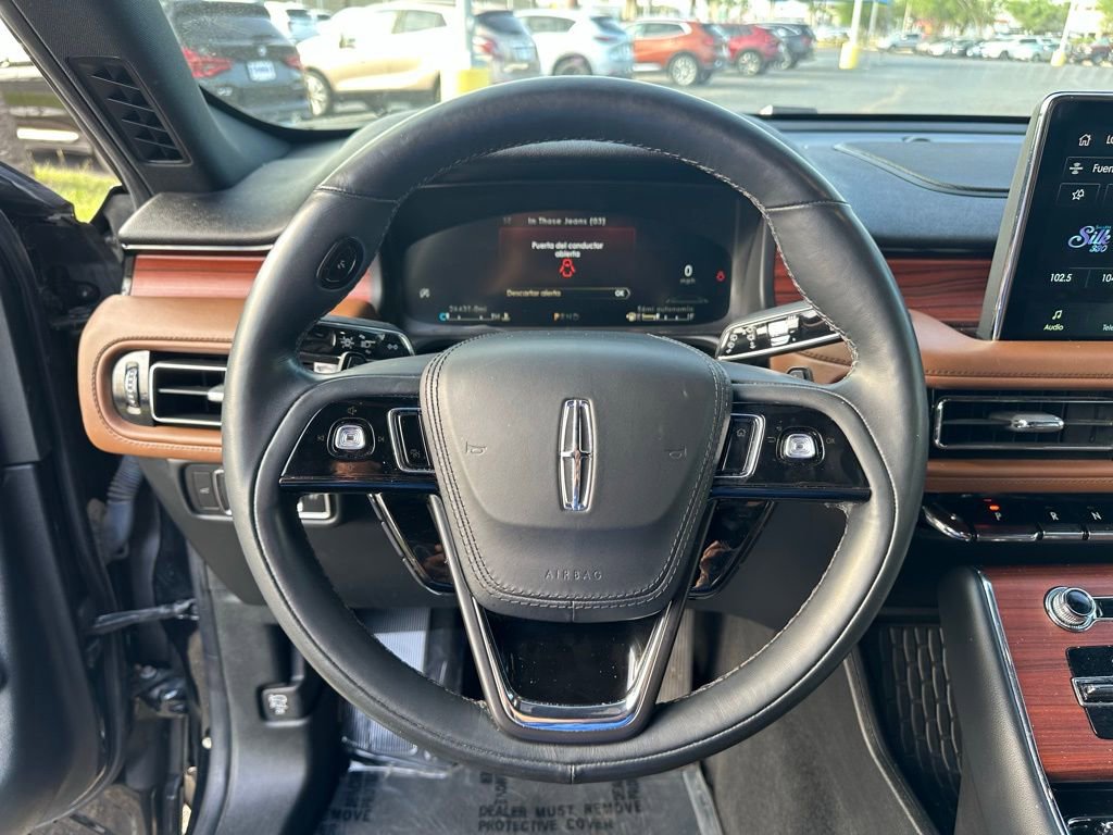 Used 2023 Lincoln Aviator Reserve w/ Equipment Group 201A RWD image 12