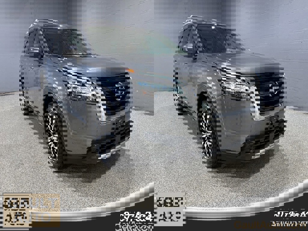 Used 2024 Nissan Pathfinder Platinum
