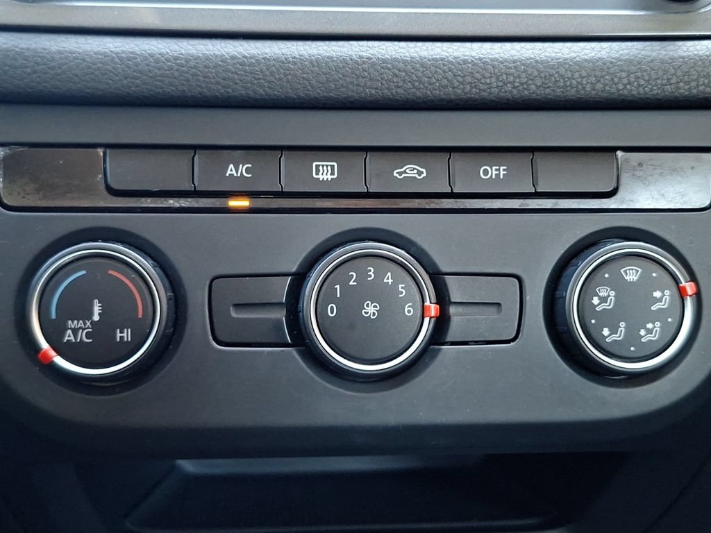 Used 2015 Volkswagen Tiguan S FWD image 16