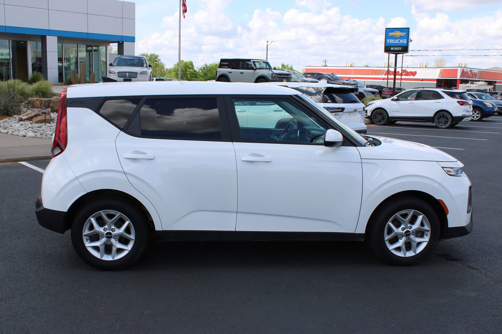 Used 2022 Kia Soul LX w/ Technology Package image 10