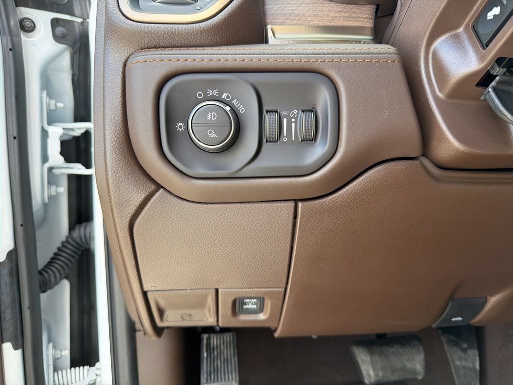 New 2026 RAM 3500 Longhorn w/ Max Tow Package AWD/4WD image 20