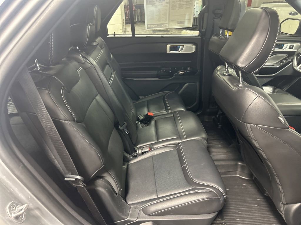 Used 2021 Ford Explorer ST w/ Equipment Group 401A AWD/4WD image 11