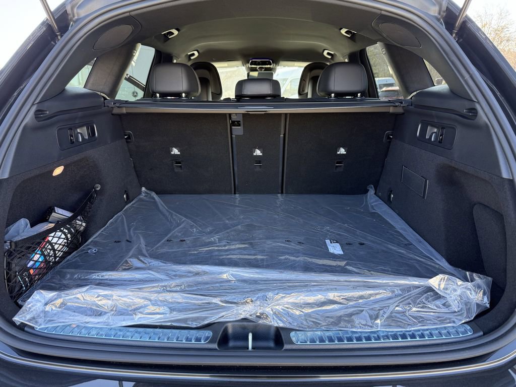 Certified 2025 Mercedes-Benz GLC 300 4MATIC image 8