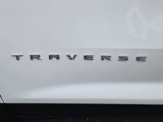 Used 2024 Chevrolet Traverse LT FWD image 24