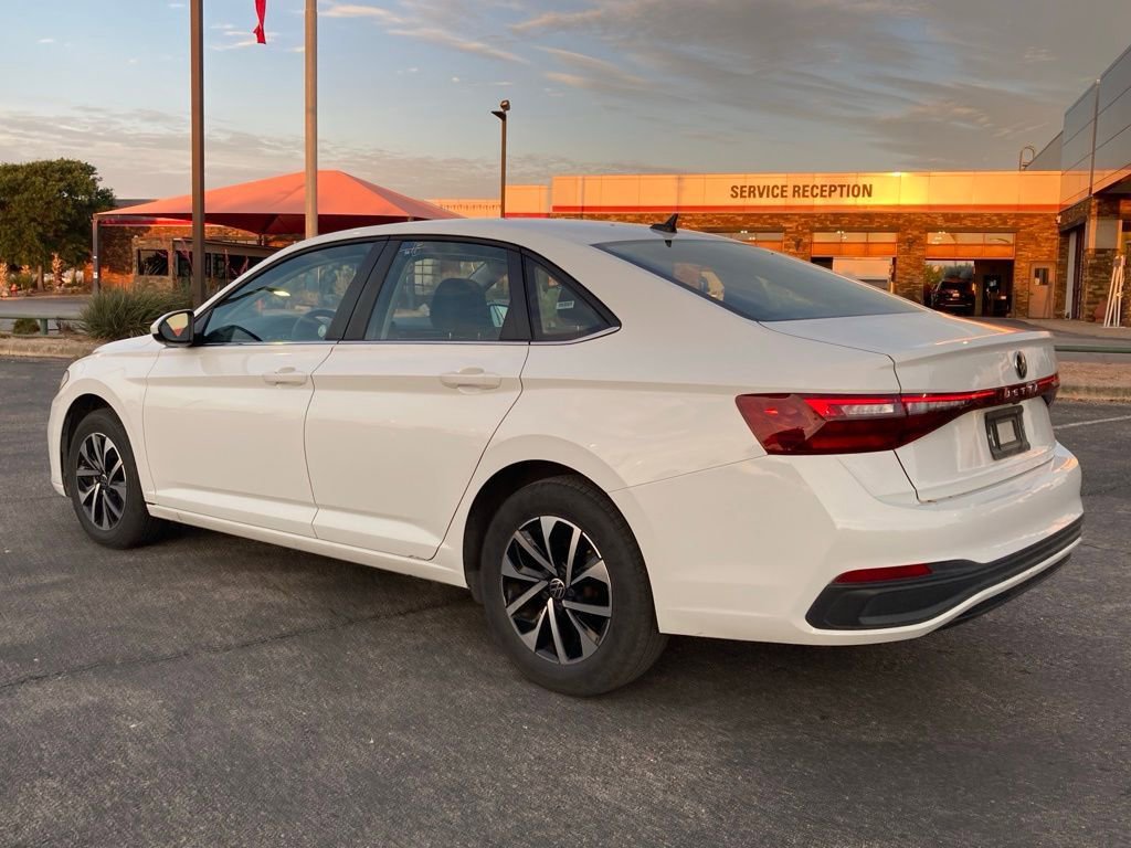 Used 2025 Volkswagen Jetta S image 7