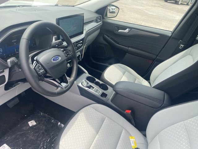 New 2025 Ford Escape Active w/ Active Premium Tech Pack FWD image 16