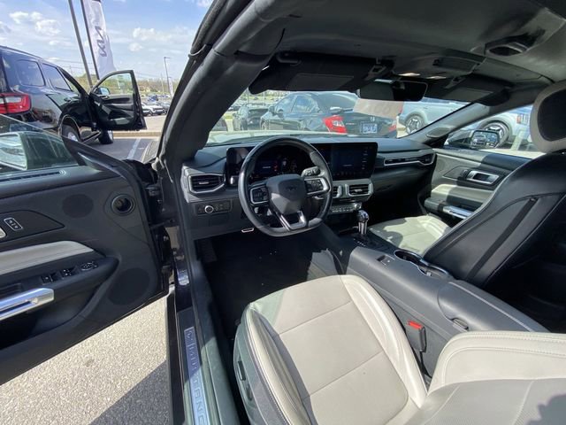 Used 2024 Ford Mustang Premium image 4