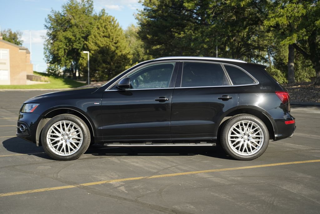 Used 2017 Audi Q5 2.0T Premium Plus AWD/4WD image 2