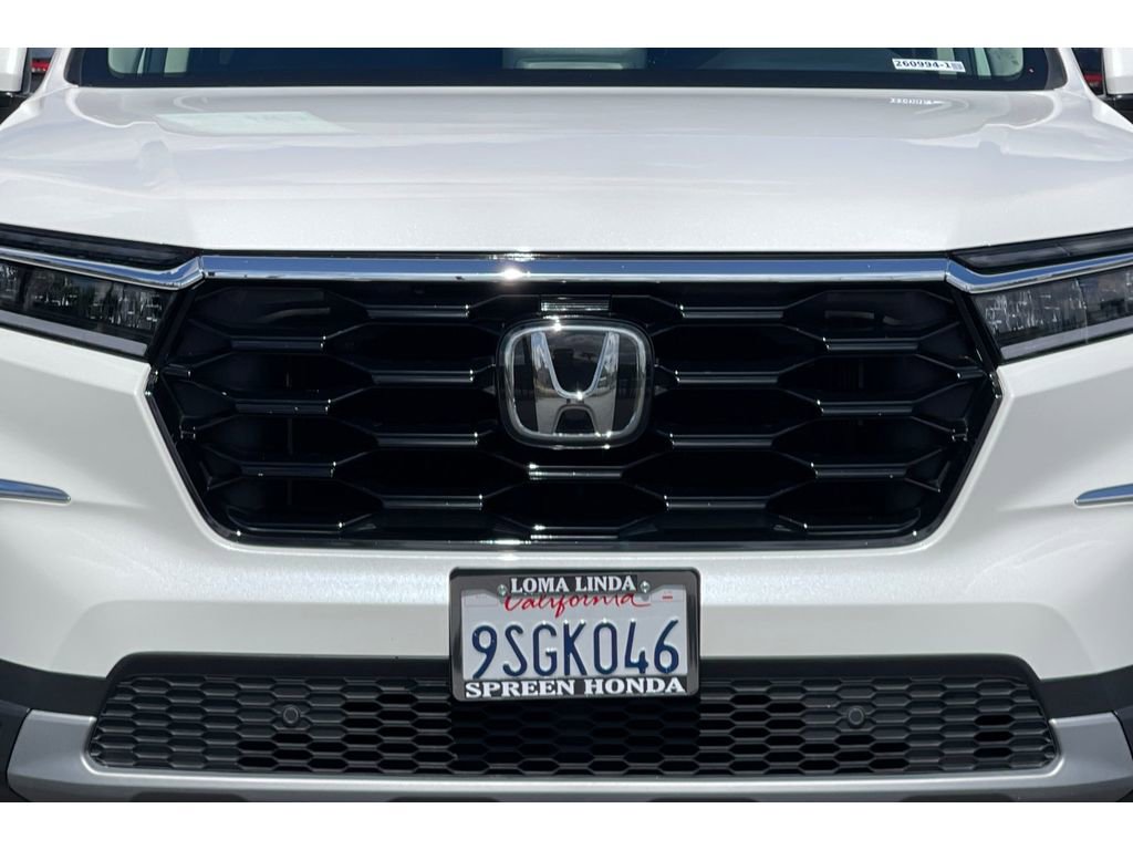 Certified 2025 Honda Pilot Touring image 47