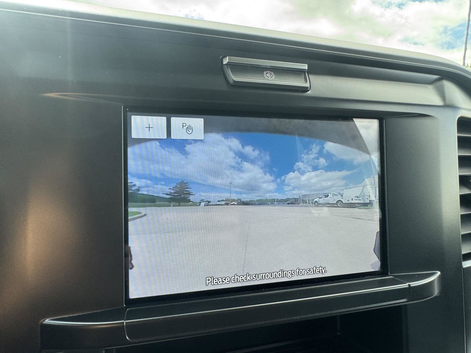 Used 2025 Ford F550 4x4 SuperCab Super Duty image 30